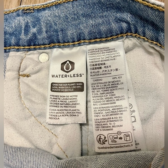 Levi's 412 Jean Shorts Jorts Men 36 W 8” Raw Hem Slim Stretch Denim 90s Y2K Blue - Picture 10 of 13